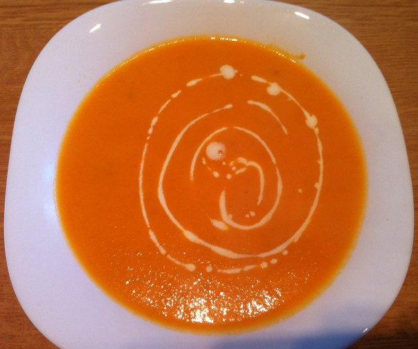 nanas-cream-of-tomato-soup-finished-product